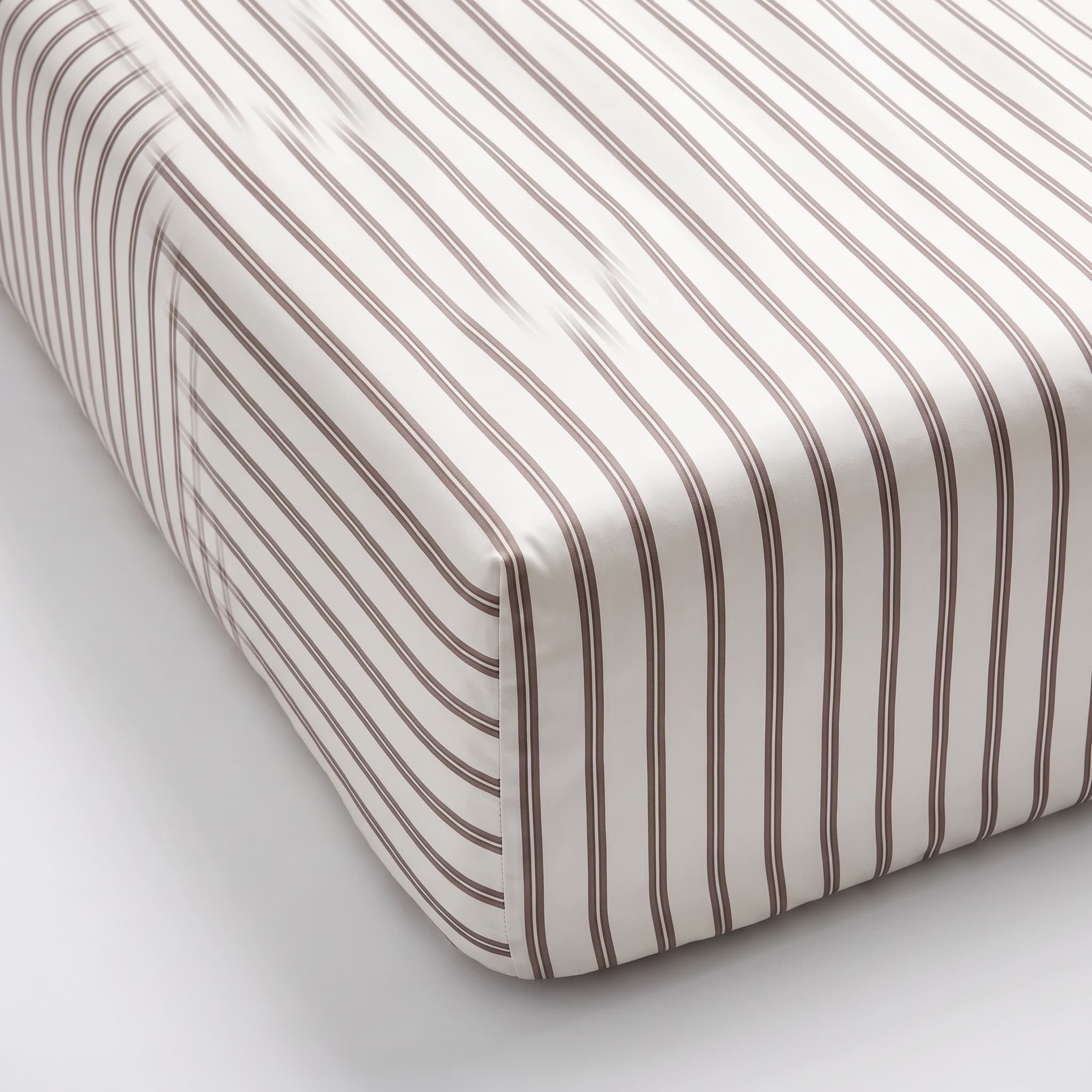 Ga Giường Lụa Tencel 60s Họa Tiết Urban Stripe